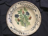 Design / Vintage - Farfurie deosebita cu flori realizata la Turda jud Cluj mijlocul sec XX !