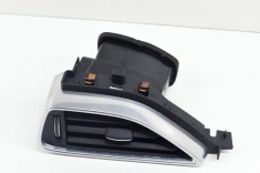 Gura de ventilație planșa de bord JAGUAR F-PACE X761 2020 OEM: HX73-018B09-AE,HX73-018B09-A 14038787