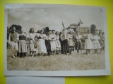 HOPCT 539 G FOTOGRAFIE VECHE-D= 15 / 11 CM-TINERI CERCETASI LA FESTIVALUL INTERNATIONAL DANS FOLCLORIC 1947-FOTO AGENTIA ACME NEWSPICTURES PHOTOS 1947
