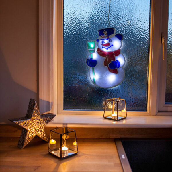 Decor ferestre PVC LED - om de zăpadă - 26 x 17 cm - 3 x AAA