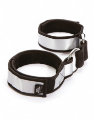 SET DE RETINERE A BRATELOR Promise to Obey &amp;amp;#8211; FSoG Arm Restraints foto