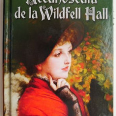 Necunoscuta de la Wildfell Hall – Anne Bronte