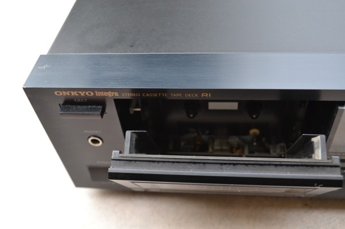 Deck Onkyo Integra 2550