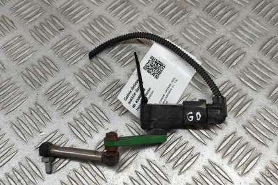 Senzor de nivel &amp;icirc;nălțime dreapta spate PORSCHE CAYENNE 92A 2011 OEM: 7P0616571,7P0.616.571 | 30000148 foto