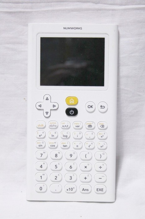 Calculator stiintific grafic Numworks