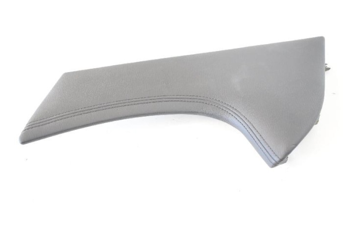 Ornament consola centrală INFINITI M30 2010 OEM: 681351MA0A 10792593