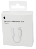 Adaptor Apple Lightning A Headphone Jack 3.5mm
