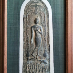 Placă metalică cu zeul Budha în picioare - tablou înrămat