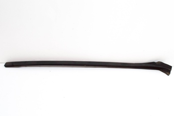 Ornament vertical parbriz st&acirc;nga BMW iX3 G08 2021 OEM: 7399031 | 21327405