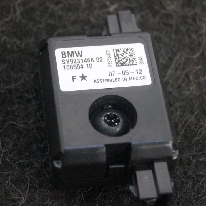 Amplificator de antena BMW 3 F30, F80 2012 OEM: 9231466 2937745