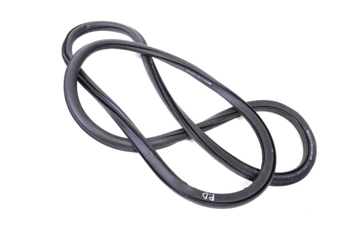 Garnitura ușă dreapta față AUDI Q2 GA 2019 OEM: 81A831721 12185753