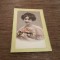 Carte poștală vintage Portret feminin elegant cu flori