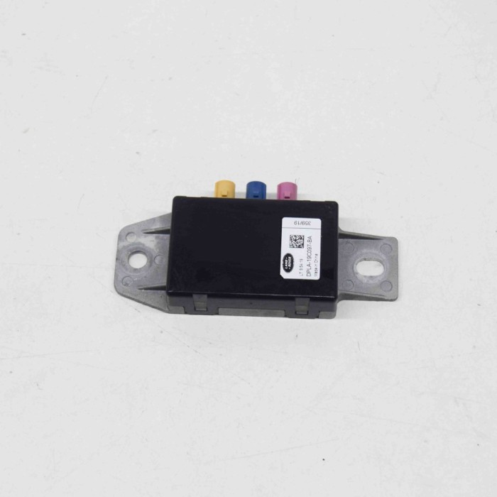 Amplificator de antena JAGUAR I-PACE X590 2020 OEM: DPLA-19C097-BA