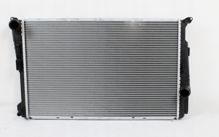 Radiator Bmw X3 F25, X4 F26, motor: 1.6 T, 2.0 d, 2.0 T, 3.0 d, 3.0 R6 T, intrare/iesire conectare rapida, 602x396x32, Aluminiu/ Plastic etansat
