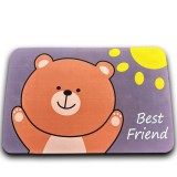Covoras antiderapant Pufo Friendly Bear, pentru camera, bucatarie, baie, 58 x 39 cm