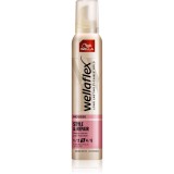 Wella Wellaflex Style &amp; Repair spuma pentru un look natural 200 ml