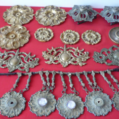 ORNAMENTE DE BRONZ PENTRU HARNASAMENT LOT 13 BUC.