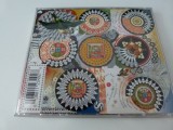 The distance to here- Live, 2 cd