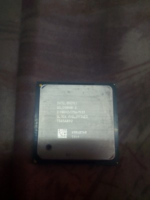 Procesor INTEL PENTIUM MMX de Colectie foto