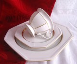 SET MIC DEJUN PORTELAN VILLEROY&amp;BOCH GALLO LOMBARDIA MEDICI SET TRIO CEASCA CAFEA CU FARFURII