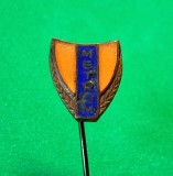 Insigna metalica fotbal - METROM BRASOV