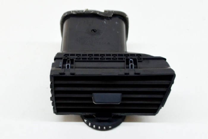 Gura de ventilație planșa de bord LEXUS RX _L2_ 2018 OEM: 55670-48140 11600607