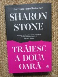 Traiesc a doua oara - Sharon Stone