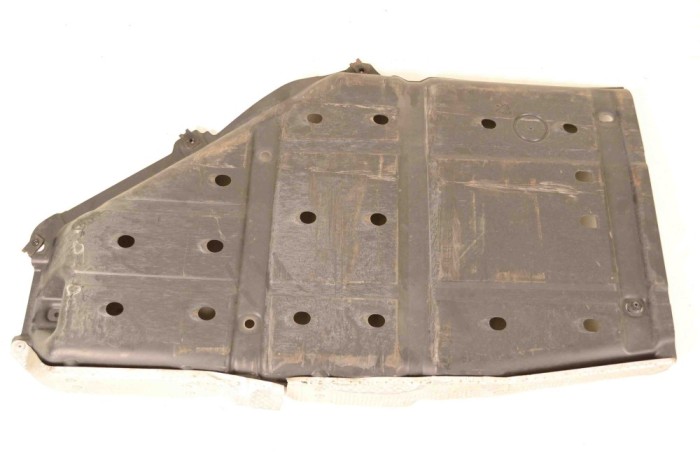 Scut motor central spate LEXUS RX _L2_ 2018 OEM: 77641-48100