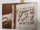 fotografie mare veche , COLOANA manastirii Horezu .PERIOADA domnitorului CONSTANTIN BRANCOVEANU