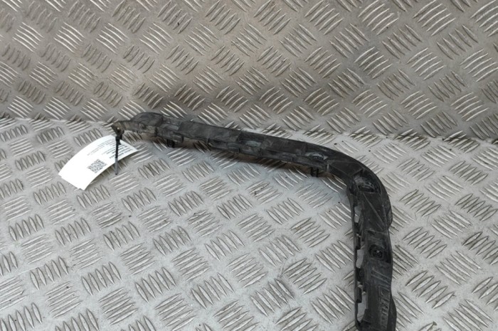 Suport bara de protecție dreapta spate TESLA MODEL 3 2019 OEM: 1083989-00-1,1083991-00-I 30482946
