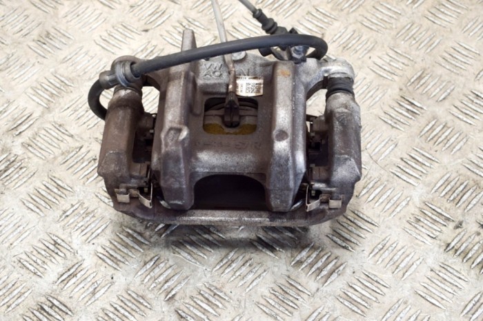Etrier de fr&acirc;nă dreapta față VW ID.3 E11 2020 OEM: 1EA615106F 14874476