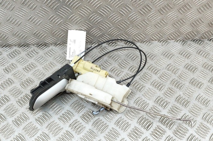 &Icirc;ncuietoare ușă st&acirc;nga spate ISUZU D-MAX II TFR, TFS 2014 OEM: 8982317791 27549166