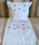 Set 2 Fete de pernuta, Vintage din bumbac cu broderie aplicata, manuala in cruciulite