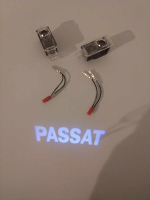 Holograme usi Logo VW Passat ,set 2 bucati foto