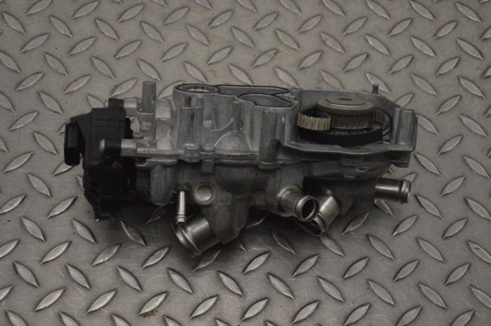 VW T-ROC A11 2022 OEM: 05E12111AB,05E907593 SKU: 20805957