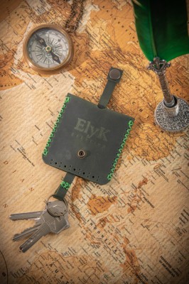 Portchei din piele naturala, handmade, lucrat si cusut manual, Davis, Verde Army, Produs in Romania foto