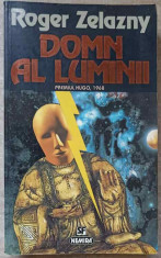 DOMN AL LUMINII-ROGER ZELAZNY foto