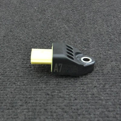 Senzor de impact st&amp;acirc;nga față TOYOTA IQ _J1_ 2012 OEM: 89831-60040 1766723 foto
