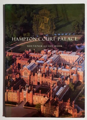 Hampton Court Palace. Souvenir Guide Book foto