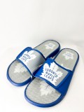 Toronto Maple Leafs papuci de bărbați Colorblock Slipper - L = 44-45 EU
