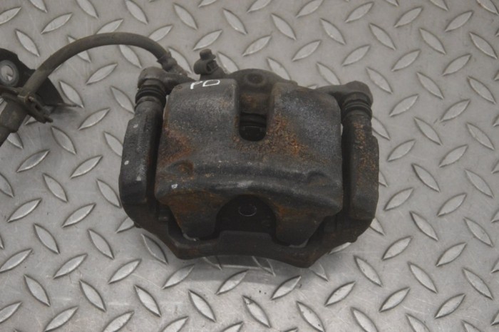 Etrier de fr&acirc;nă dreapta față BMW 2 Gran Coupe F44 2020 22789033