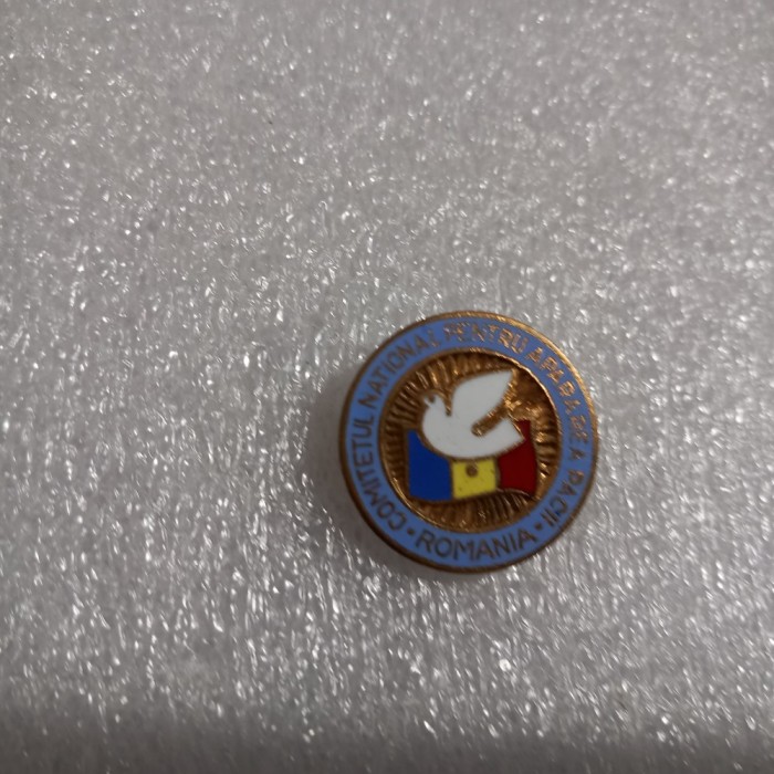 insigna Comitetul National pentru apararea pacii