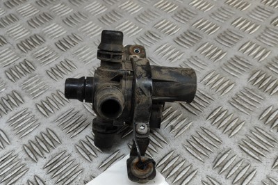 Pompa de apa auxiliara JAGUAR F-PACE X761 2022 OEM: M8A2-8D108-AD | 31656000 foto