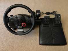 Vand volan logitech driving force gt foto