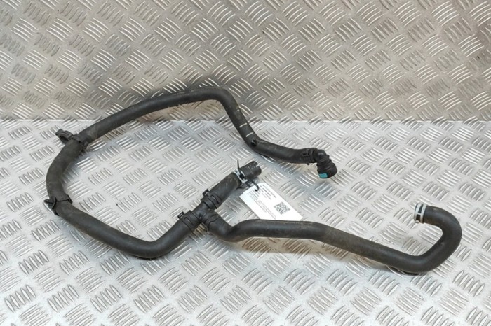 Furtun de lichid de răcire LAND ROVER RANGE ROVER SPORT II L494 2018 OEM: CPLA-8063-AD 29993601