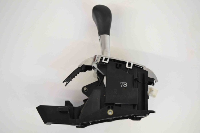 Timonerie cutie de viteze TOYOTA COROLLA _E12_ 2004 OEM: Hatchback | 1685852