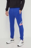 adidas pantaloni de trening cu imprimeu, IS9594