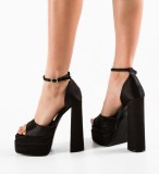 Cumpara ieftin Sandale cu toc Maisy Negre