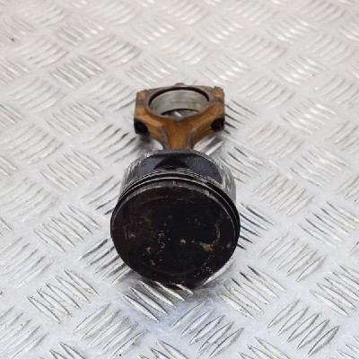 Piston OPEL ASTRA G Hatchback F48_, F08_ 2005 OEM: 9317448955556753 3459653 foto