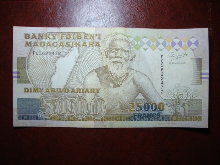 MADAGASCAR 25000 FRANCI 1993